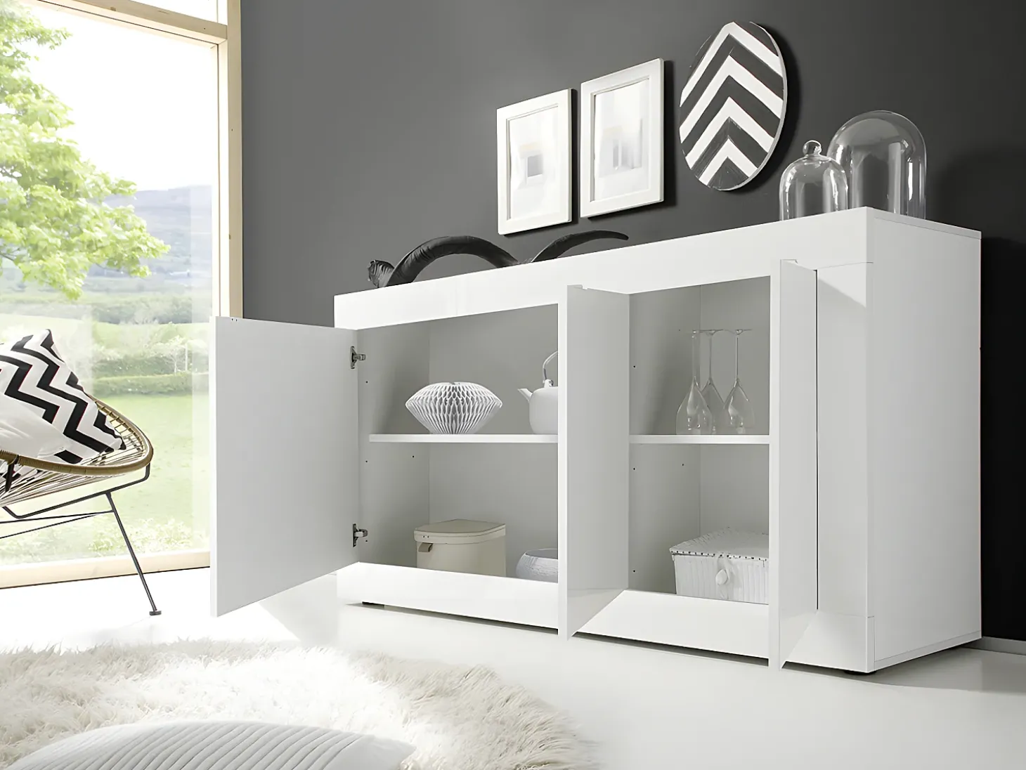 Aparador design com 3 portas - Branco lacado COMETE