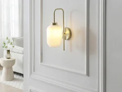 Aplique em latão dourado e vidro branco C.25 x A.41 cm - LOUXOR