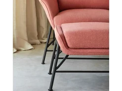 Apoio para os pés em tecido coral com estrutura metálica 69x43 h45