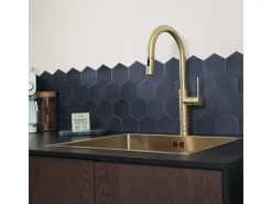 Architek Misturadora de lavatório com chuveiro extraível ouro escovado Essebagno