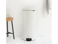 Balde de lixo com pedal Newicon 30L Branco Brabantia - Fecho Suave e Anti Odor
