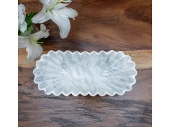 Bandeja decorativa de mármore esculpido à mão com forma única ondulada