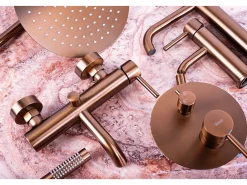 Bathtub De Piso Rea Lungo Brush Copper