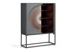 Buffet em metal cinza e marrom.