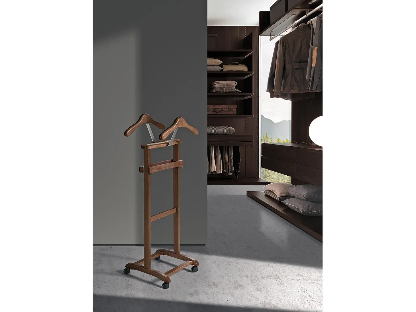 Cabide com rodas - A110cm x L47cm x F35cm - faia maciça nogueira - Double