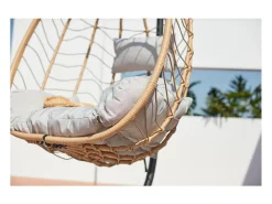 Cadeira suspensa bege em resina e aço LIMA - Estilo contemporâneo