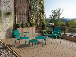 Cadeirão baixo de jardim empilhável em metal azul-esverdeado - MIRMANDE de MYLIA