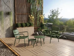 Cadeirão baixo de jardim empilhável em metal caqui - MIRMANDE