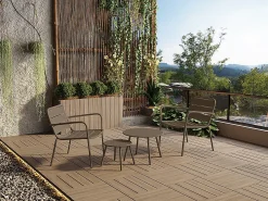 Cadeirão baixo de jardim empilhável em metal taupe - MIRMANDE de MYLIA
