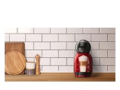 Cafeteira de Cápsulas KRUPS Mini Me YY5219FD Vermelha 15 bar, 1500W, Compatível Dolce Gusto, Quente & Frio, Modo Eco