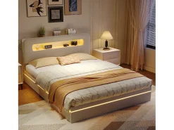 Cama de 140x200 cm em veludo bege com LEDs integrados, cabeceira com arrumação e sistema hidráulico.