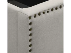 Cama estofada de linho - decorada com rebites - com base de ripas - 160x200cm - Cinza claro