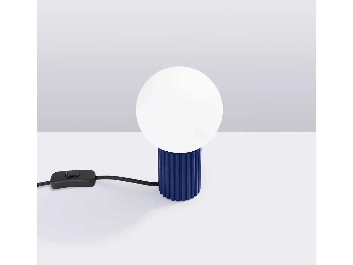 Candeeiro De Mesa Halo Moderno, Alumínio/Vidro - 1 Lichtbronnen - L.12 X H.19 Cm - Ultramarino