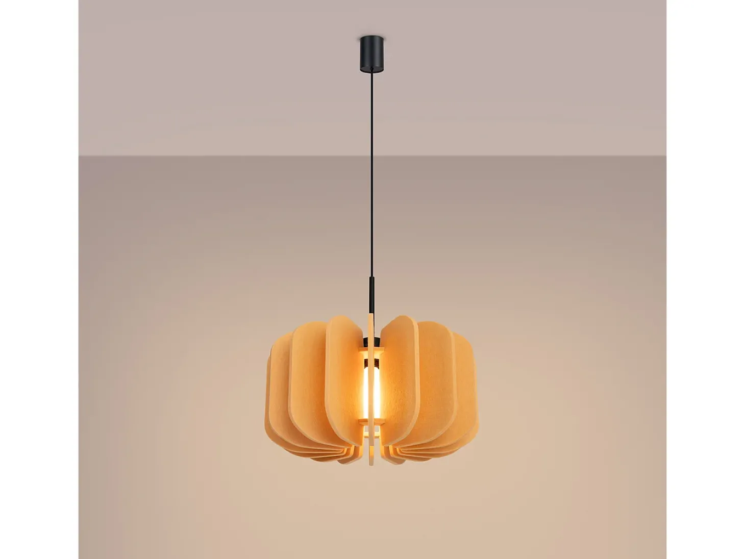 Candeeiro suspenso Mula moderno, feltro/aço - 1 lichtbronnen - L.45 x H.146 cm - amarelo/preto