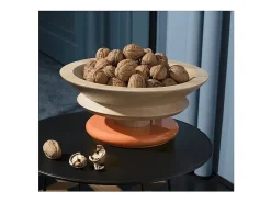 Centro de mesa ES15 em madeira de tília com base laranja por Ettore Sottsass – Coleção Alessi 100 Values
