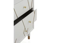 Cómoda com 3 gavetas lacada a branco