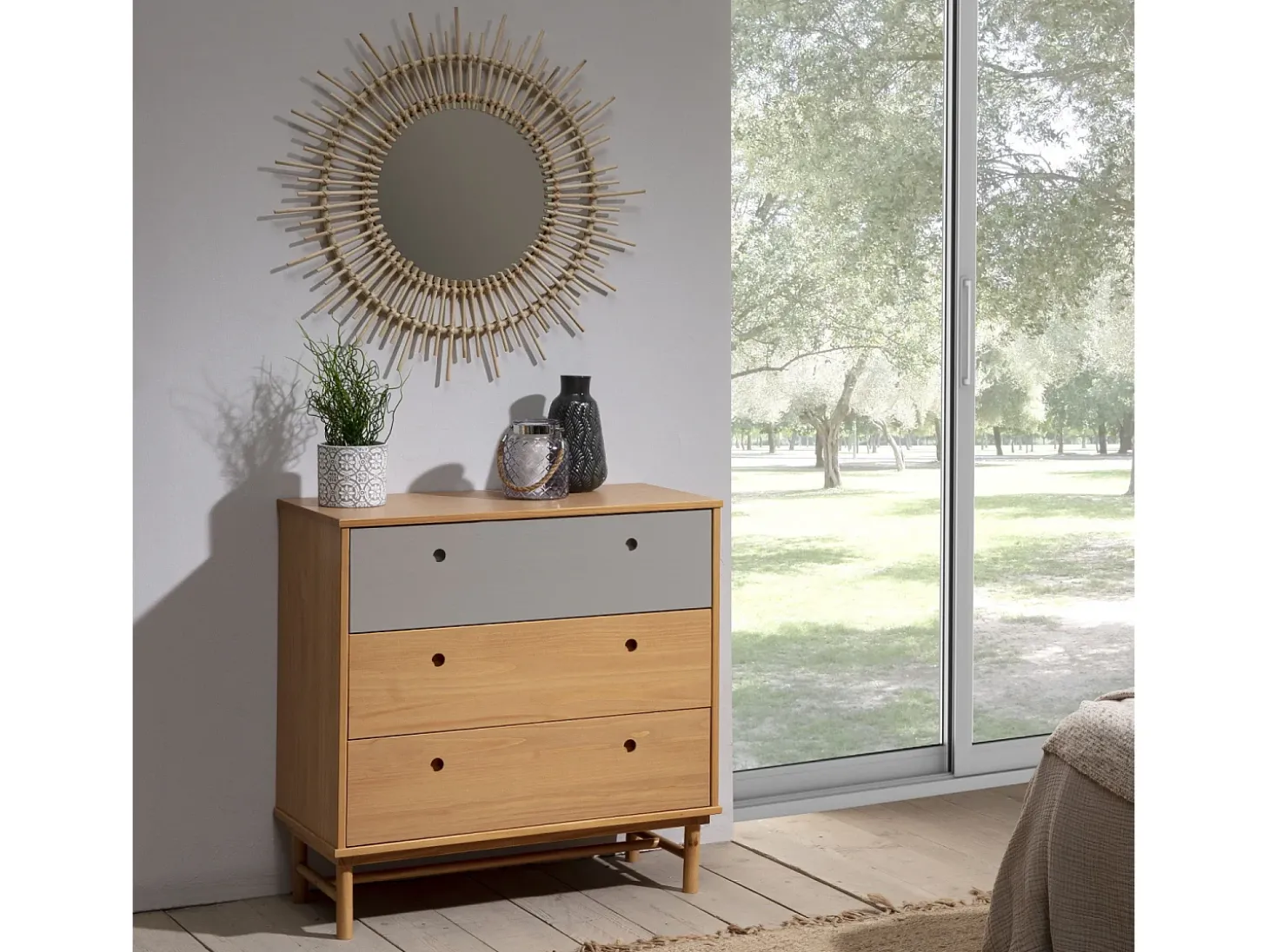 Cômoda de Noite Magnus 3 gavetas, Madeira Maciça, 80 cm (Largura) 40 cm (Profundidade) 82 cm (Altura)