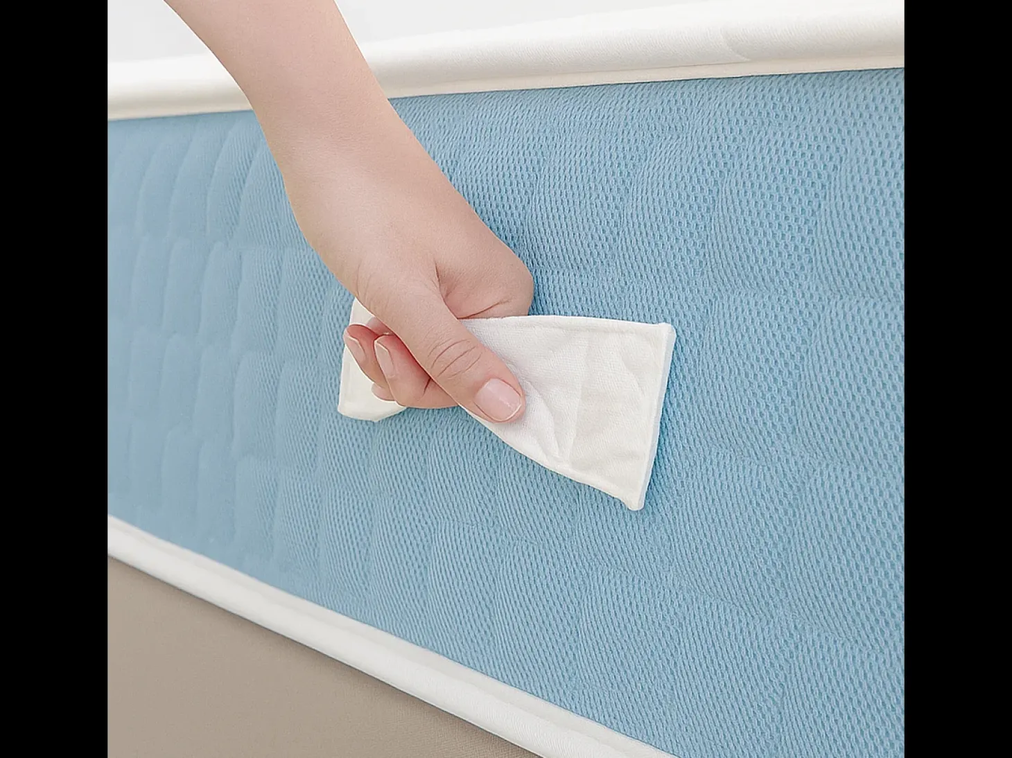 Colchão solteiro 90x190 Waterfoam ortopédico | Altura 21 cm | Espuma losangular 2 cm | Classe 1 | Ergonómico e respirável | Produzido em Itália