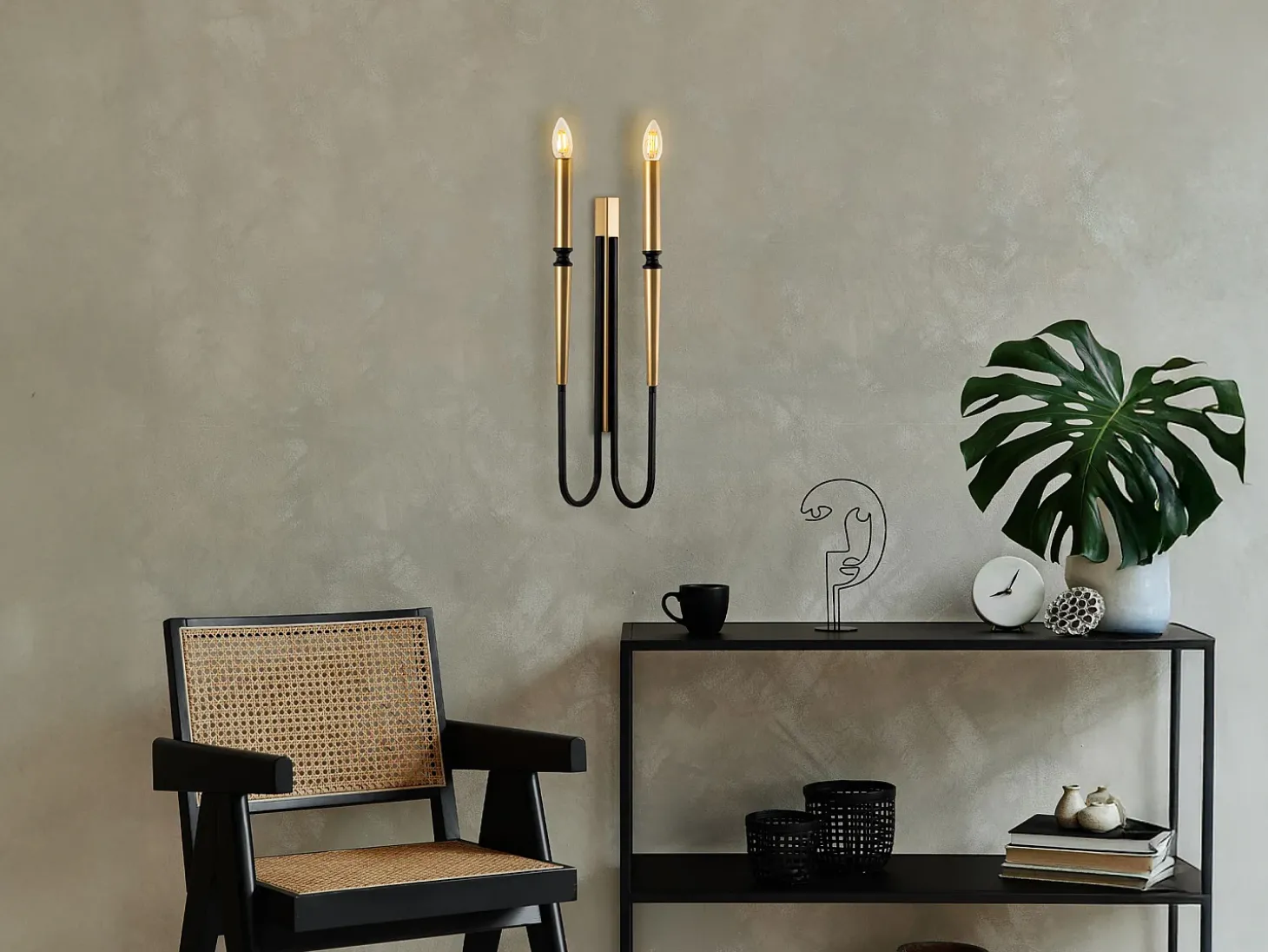 Conjunto de 2 apliques estilo castiçal em metal - Dourado e preto - A. 58 cm - OVYLA