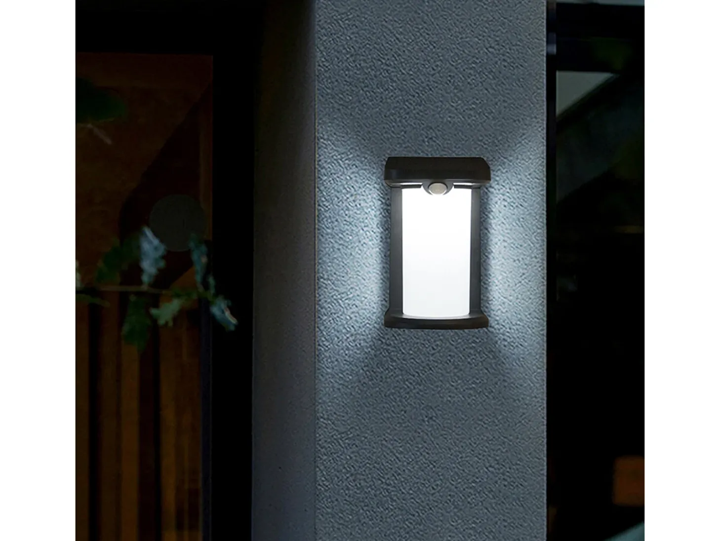 Conjunto de 2 luminárias de parede com sensor solar 100LM LUSTY