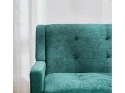 Conjunto de 2 sofás de dois lugares e cadeirões em tecido de linho verde com pés em madeira.