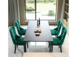 Conjunto de cadeiras de sala de jantar, com pés em madeira e acabamento com tachas, revestimento em veludo, estrutura em madeira maciça, verde