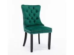 Conjunto de cadeiras de sala de jantar, com pés em madeira e acabamento com tachas, revestimento em veludo, estrutura em madeira maciça, verde
