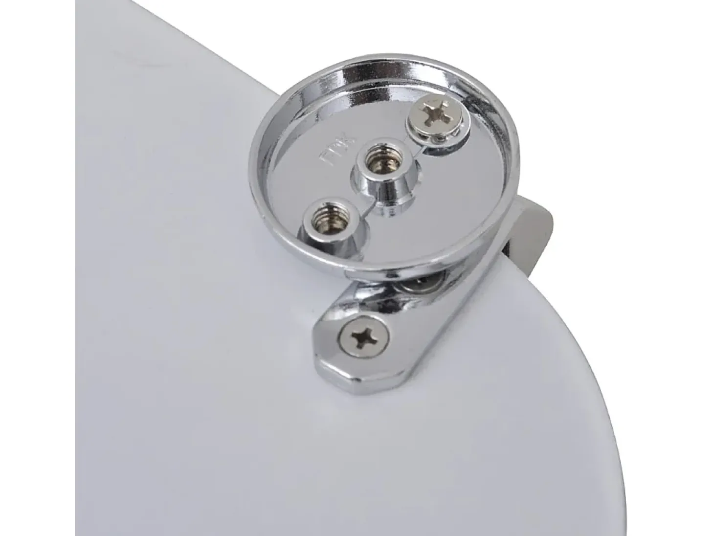 Conjunto de dois assentos sanitários com tampas em formato de gota em MDF 02_0002952