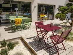 Conjunto de Jantar de Jardim em Alumínio para 2 Pessoas na Cor Vermelho Carmim