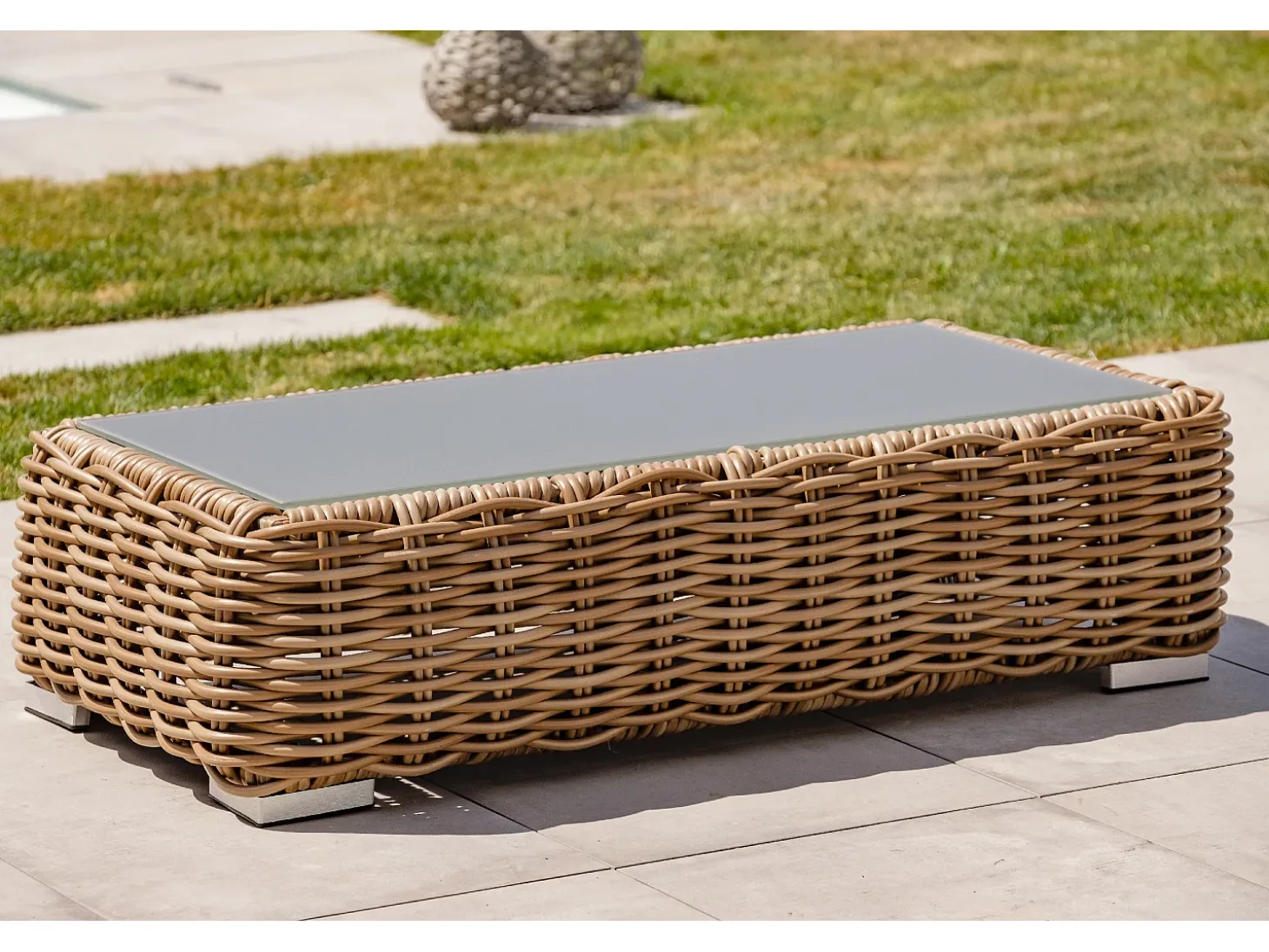 Conjunto de lounge de jardim de 6 lugares em resina de vime