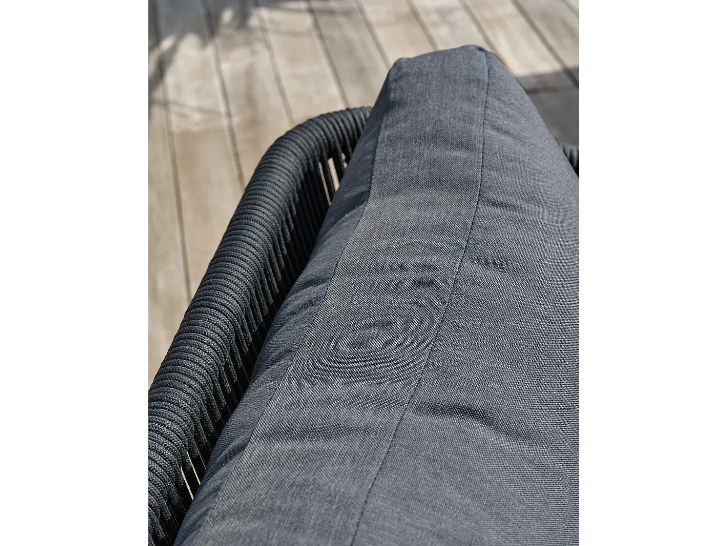 Conjunto de salão de jardim baixo de 5 lugares em alumínio e corda entrançada