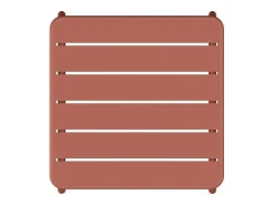 Conjunto jardim metal terracota: 2 cadeirões baixos empilháveis e mesa apoio quadrada