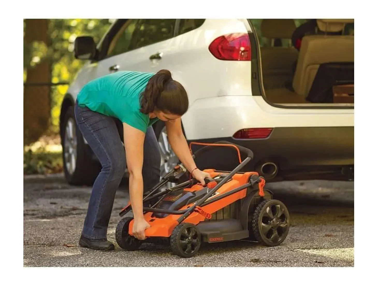 Cortador de grama elétrico BLACK + DECKER 48cm 2000W Mulching 4 em 1