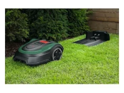 Corta-relvas robot BOSCH Indego M 700 - Relvado perfeito sem esforço
