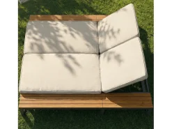 Espreguiçadeira dupla para exterior - 184 x 159 x 73 cm - Chaise-longue com prateleiras - encosto reclinável - metal + madeira - bege