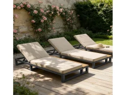 Espreguiçadeira individual para exterior - 184 x 79,5 x 73 cm - Chaise-longue com prateleira à esquerda - encosto reclinável - metal e madeira - bege