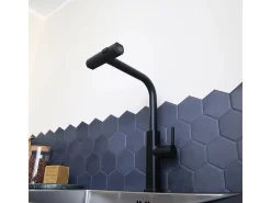 Esserain Misturadora de lavatório com chuveiro de mão extraível em preto mate Essebagno