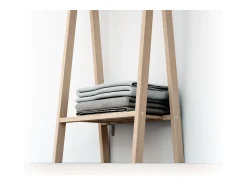 Estendal para roupa de criança HOOKI de madeira Faia em bruto 50 x 30 x 130 cm