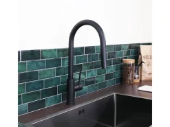 Foga Misturadora de lavatório com chuveiro de mão extraível em preto mate Essebagno