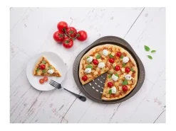 Forma para pizza Pyrex 32 cm em metal perfurado antiaderente com pega ergonómica chocolate