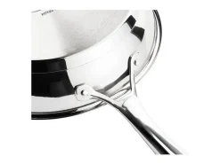 Frigideira INOXIBAR 26 cm em aço inox 18% Triply, cabo ergonômico, compatível com todos os fogões e indução, lava-louças