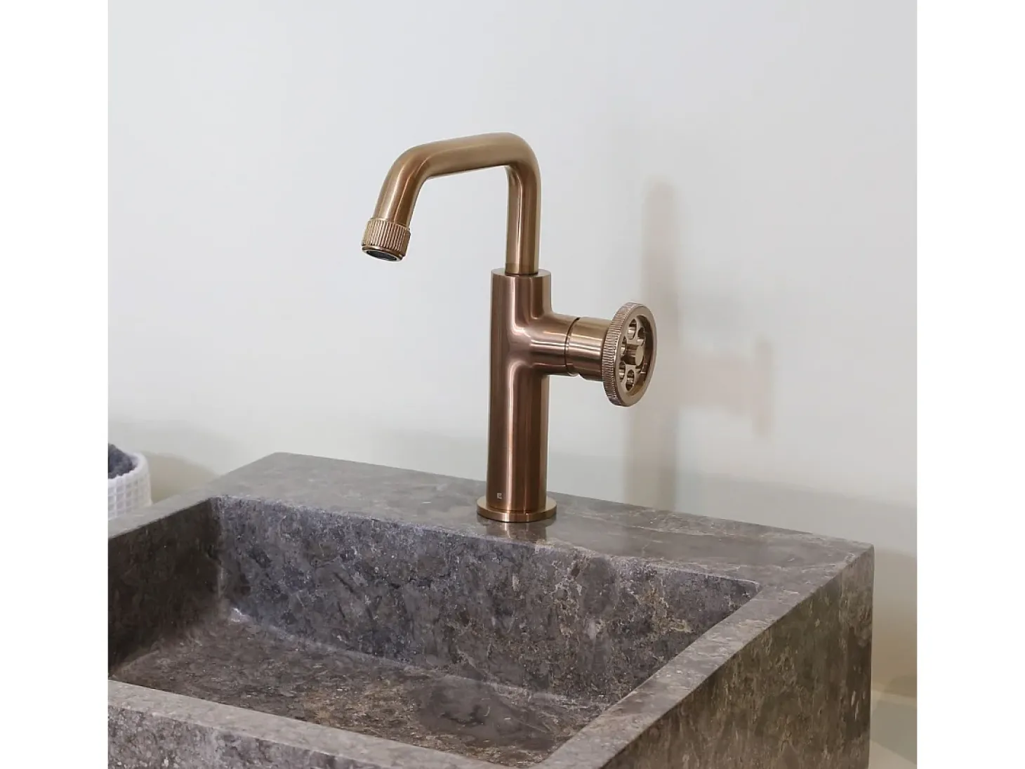 Indus Torneira para lavatório baixo cobre escovado Essebagno