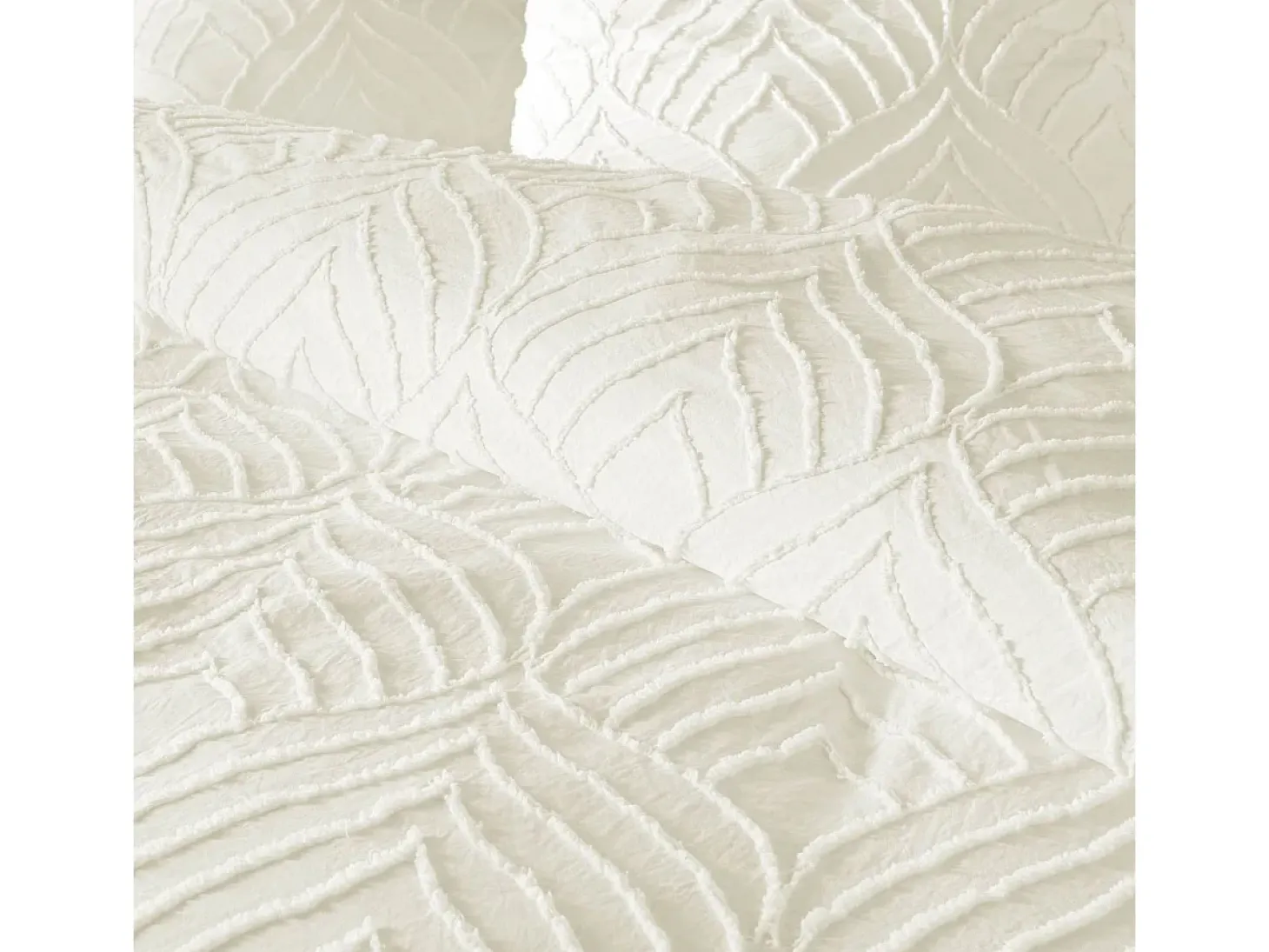 Jogo de Cama 3 Peças "Heltie" 240x220cm Marfim Microfibra Tufted Macia e Respirável