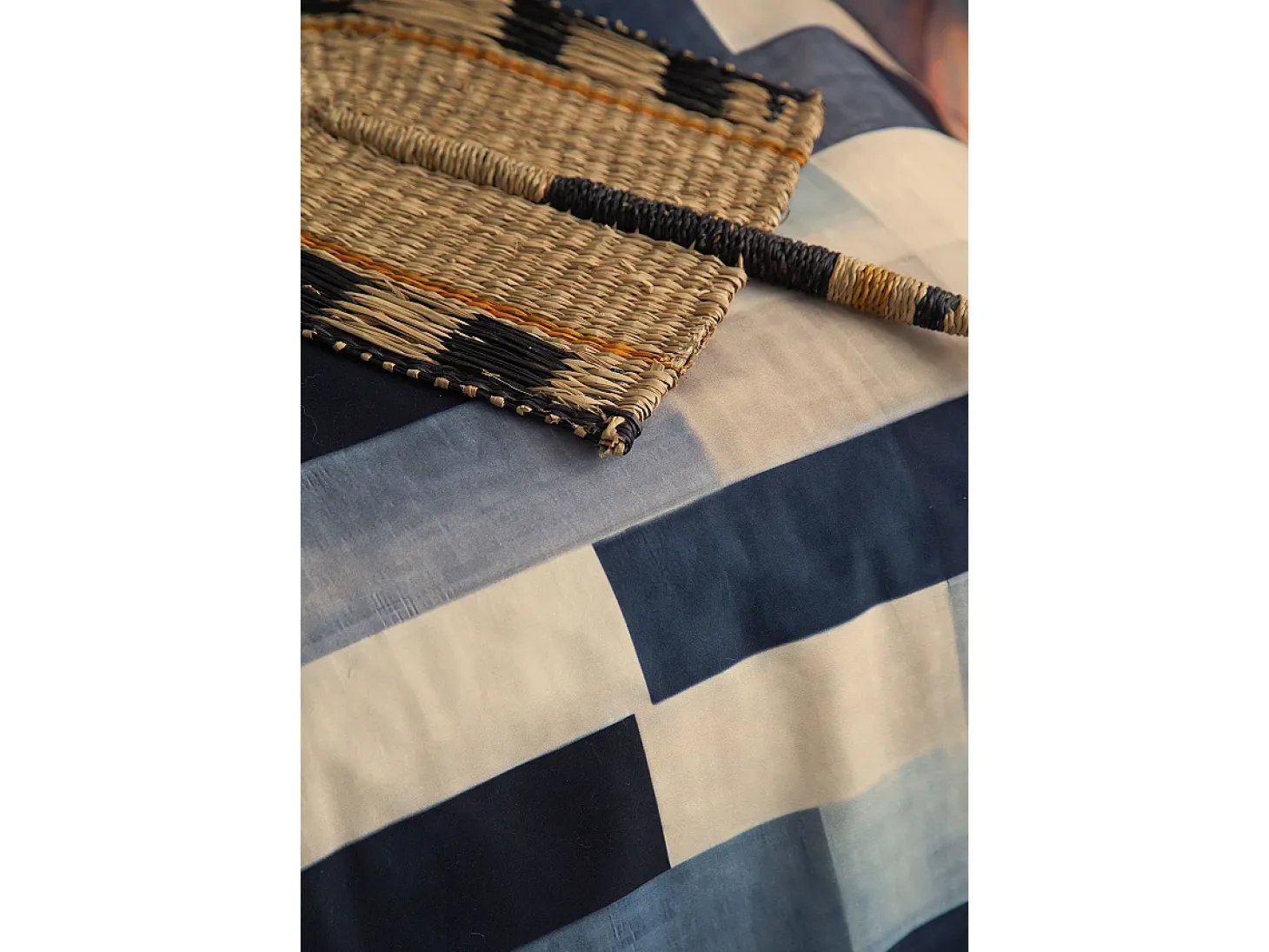 Jogo de cama para 2 pessoas 1 capa de edredão 240x220 cm+2 Fronhas 63x63 cm em cetim de algodão