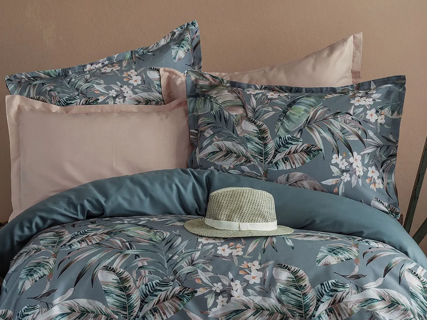 Jogo de cama para 2 pessoas 1 capa de edredão 240x220 cm+2 Fronhas 63x63 cm em cetim de algodão