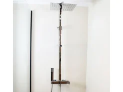 Kiara Coluna de duche mecânica cromada Essebagno