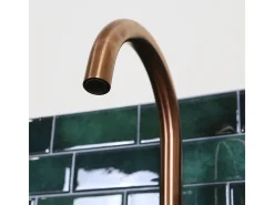 Kiwo misturador para lava-loiça cobre escovado Essebagno