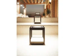 Lanterna de viseira solar LED alimentada por bateria de 3,5 W, IP54 preta
