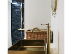 Leeds Misturadora de lavatório retro em dourado escovado Essebagno