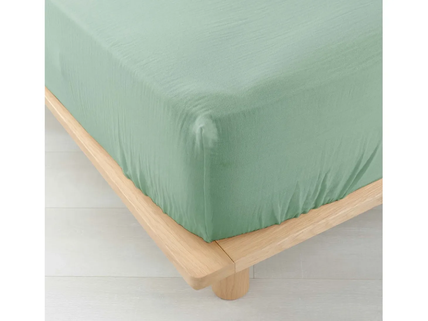Lençol Ajustável em Gaze de Algodão Angelia 140x190 Salva - Suavidade e Elegância para um Sono Inigualável